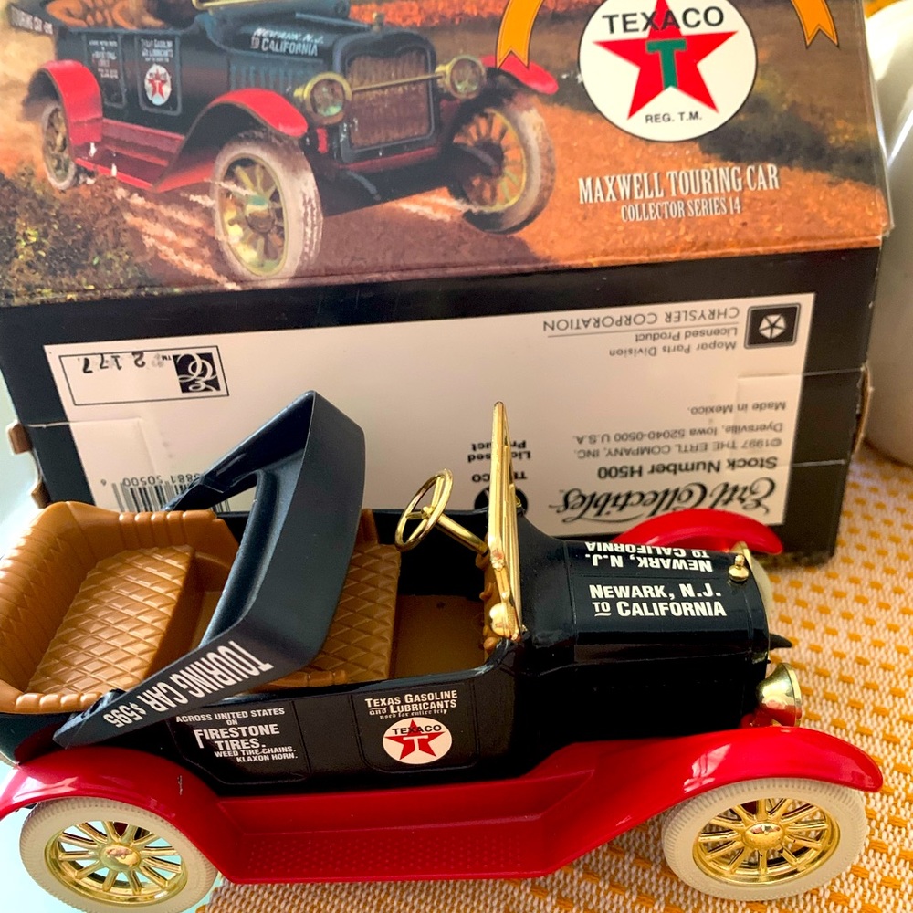 Texaco collection trucks